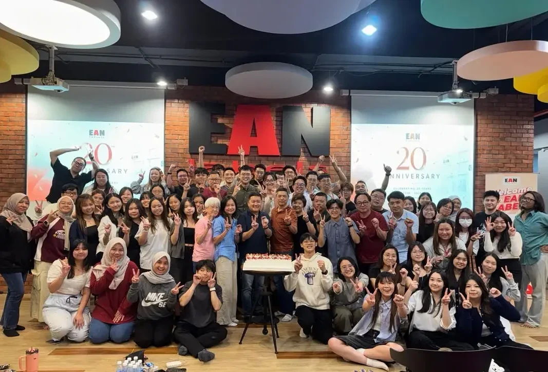 EAN Label team celebrating the company's 20th anniversary in Malaysia